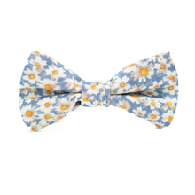 Load image into Gallery viewer, Daisy Bow Tie for Boys
