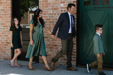 Load image into Gallery viewer, Dashing Floral Darling Hair Bow
