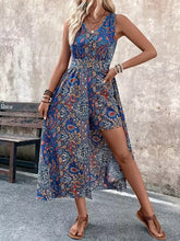 Load image into Gallery viewer, Women's Printed V-Neck Sleeveless Jumpsuit – Vacation Chic
