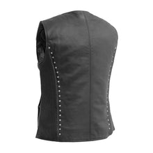 Load image into Gallery viewer, Diana - Women's Motorcycle Leather Vest
