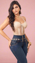 Load image into Gallery viewer, Consuelo 100% Authentic Colombian Push Up Jeans
