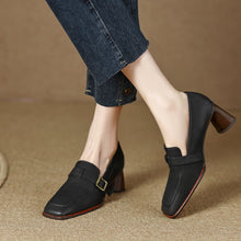 Load image into Gallery viewer, Women's Retro British Style Chunky Heel Leather Shoes – Round Toe Commuter
