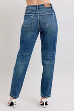 Load image into Gallery viewer, Judy Blue Full Size High Waisted Rigid Magic Non-destroy Straight Leg Jeans
