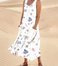 Load image into Gallery viewer, Women's Elegant Floral Print Two-Piece Set – Round Neck Top &amp; Pants
