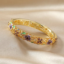 Load image into Gallery viewer, Openwork Filigree Gold-Plated Cheongsam Jewelry
