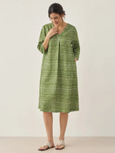 Load image into Gallery viewer, 100% Linen V-Neck Dot Midi Dress LIRA

