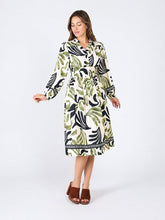 Load image into Gallery viewer, Elastic Waist Long Sleeve Printed Dress
