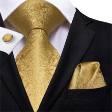 Load image into Gallery viewer, Elegant Business Yellow Gold Ties Men Charming Handkerchiefs Cufflinks Set Unique Design Men Tie Set For Wedding Suit
