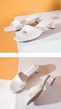 Load image into Gallery viewer, Elegant Women Slippers Summer Outdoor Beach Flip Flop Open Toe Flat Casual Low Heel Sandal Square Open Toe Heeled Sandals Beach Charming  Sandals
