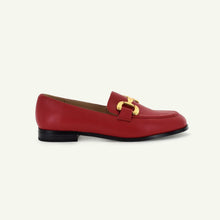 Load image into Gallery viewer, GEORGINA: CLASSIC LOAFER - CARDINAL

