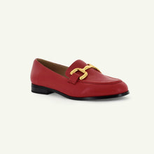 Load image into Gallery viewer, GEORGINA: CLASSIC LOAFER - CARDINAL
