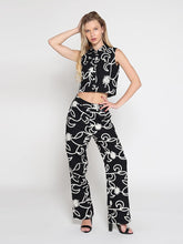 Load image into Gallery viewer, Emboidered straight fit pants
