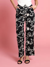 Load image into Gallery viewer, Emboidered straight fit pants
