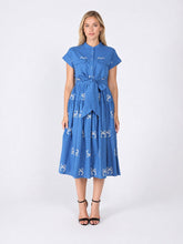 Load image into Gallery viewer, Embroideried sleeveless belt dress
