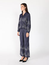 Load image into Gallery viewer, Embroidery Work V-neck Long Sleeve Top

