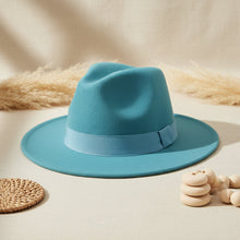 Load image into Gallery viewer, Wide Brim Bell Crown Wool Hat – Unisex Sun &amp; Warmth Hat
