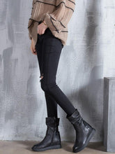 Load image into Gallery viewer, Leisure Fashion Solid Leather Martin Boots
