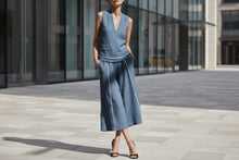 Load image into Gallery viewer, Women's Sleeveless Linen Shirt &amp; Cropped Pants Set – Casual 2-Piece Outfit
