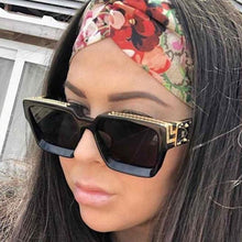 Load image into Gallery viewer, Fashion Black Design Stylish Sunglasses For Men &amp; Women Square Shape Driving Eyewear Classic Luxury Style Sun Glasses For Men Women Anti Blue Light Sun Glasses For Summer
