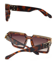 Load image into Gallery viewer, Fashion Black Design Stylish Sunglasses For Men &amp; Women Square Shape Driving Eyewear Classic Luxury Style Sun Glasses For Men Women Anti Blue Light Sun Glasses For Summer
