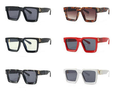 Load image into Gallery viewer, Fashion Black Design Stylish Sunglasses For Men &amp; Women Square Shape Driving Eyewear Classic Luxury Style Sun Glasses For Men Women Anti Blue Light Sun Glasses For Summer
