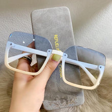 Load image into Gallery viewer, Fashion Design Women Square Sunglasses Big Frame Style Oversized Fashionable Sun Glasses For Men Popular Trendy Style Sunglasses UV400 Protection Sun Glasses
