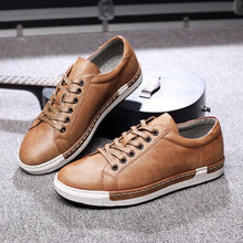 Load image into Gallery viewer, Fashion Leather Mens Shoes Soft High Quality Mens Casual Shoes Flat Footwear Classic Black White Men Fashion Walking Shoes Comfortable Modern Design
