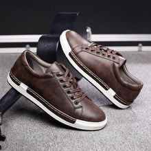 Load image into Gallery viewer, Fashion Leather Mens Shoes Soft High Quality Mens Casual Shoes Flat Footwear Classic Black White Men Fashion Walking Shoes Comfortable Modern Design
