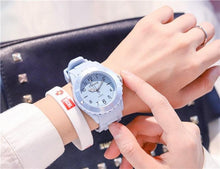 Load image into Gallery viewer, Fashion Silicone Women Watches Simple Sport Quartz Wristwatches Fresh Children Clock Casual Quartz Wristwatch Silicone Band Watch For Women Girls Student Watches
