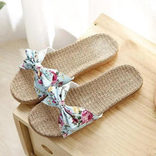 Load image into Gallery viewer, Fashion Woman Beach Floral Pattern Butterfly Knot Slippers Unique Flat Flip Flops Design For Women Outdoor Home Slippers
