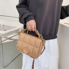 Load image into Gallery viewer, Fashionable Women's Bag Autumn Winter Female Literary Single-Shoulder Bag Chain Design Cross-Body Bag Trendy Women's Bag
