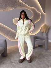 Load image into Gallery viewer, Women’s Long-Sleeve Zip-Up Jacket and Sweatpants Two-Piece Set
