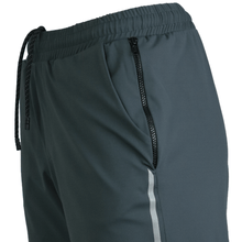 Load image into Gallery viewer, Dominate Training Shorts - Black

