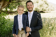 Load image into Gallery viewer, Fish On! Men's Tie
