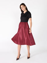 Load image into Gallery viewer, Floral Applique Satin &amp; Cotton Fabric Dress
