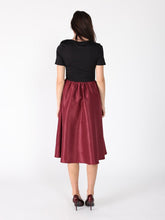Load image into Gallery viewer, Floral Applique Satin &amp; Cotton Fabric Dress
