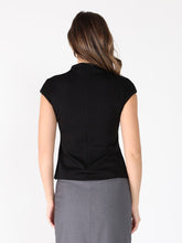 Load image into Gallery viewer, Floral Lace Detail Sleeveless Top
