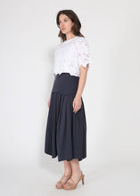 Load image into Gallery viewer, Floral Lace Embroidered Short Sleeve Crop Top
