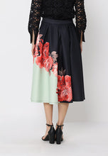 Load image into Gallery viewer, Floral Print Pleated A-line Skirt
