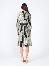Load image into Gallery viewer, Floral print polyster belt dress
