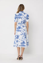 Load image into Gallery viewer, Floral Print Short Sleeve Front Button Down Dress
