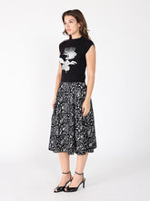 Load image into Gallery viewer, Floral print velvet wide skirt
