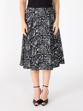 Load image into Gallery viewer, Floral print velvet wide skirt
