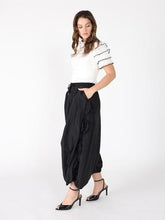Load image into Gallery viewer, Flower Applique Parachute Pants
