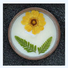 Load image into Gallery viewer, Flower Aromatherapy Candle Soy Wax Home Decorative Scented Candles  Portable Travel Jar Aromatherapy Candles Set Used for Stress Relief in Bath Yoga Sleep Ideal for Thanksgiving Christmas Birthday Wedding Party Home Decoration Aroma Candles

