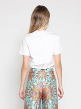 Load image into Gallery viewer, Flower cut out Solid Color T-Shirt

