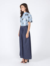 Load image into Gallery viewer, Flower stitch puffed sleeve shirt

