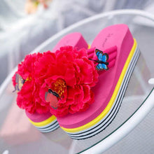 Load image into Gallery viewer, Flowers Slippers Summer Flip Flops Womans Platform Shoes Slide Heel Thick Beach Shower Slippers Quick Drying Pool Slides Beach Sandals Open Toe Indoor House Slippers
