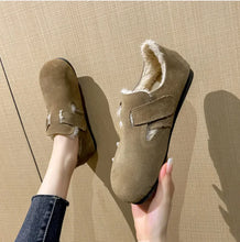 Load image into Gallery viewer, Chic Plush Leather Winter Shoes - # GIAA73610001
