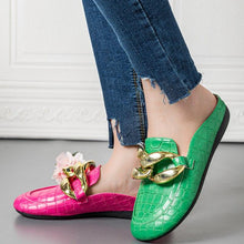 Load image into Gallery viewer, Gold Chain Women Slipper Closed Toe Slip On Mules Shoes Round Toe Low Heels Casual Slides Flat Mules Comfortable Slides Mules Shoes Ladies Slip-On Luxury Shoes
